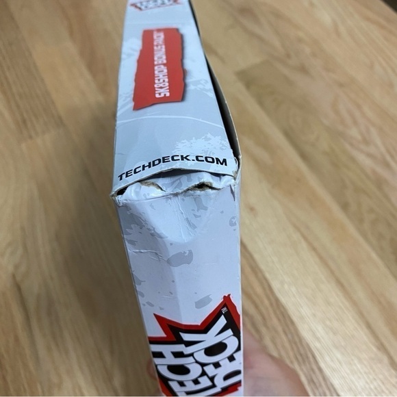 Tech Deck Sk8shop Bonus Pack Finger Skate Boards NEW Kids Toy - Picture 3 of 5